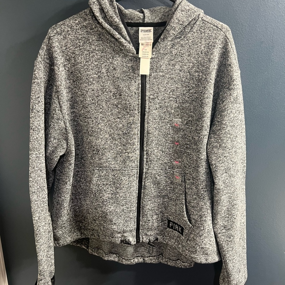 BRAND NEW WITH TAGS!! PERFECT CONDITION!! SWEATSHIRT (PINK)